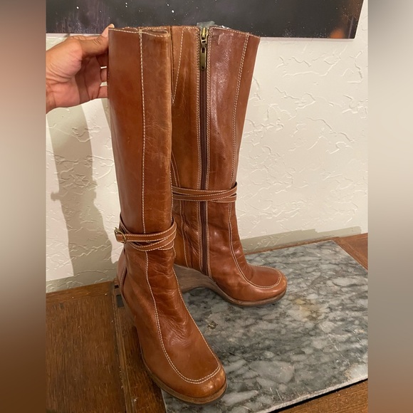 Women’s Schutz  retro leather wedge boots. Size 6. GUC. - Picture 15 of 16